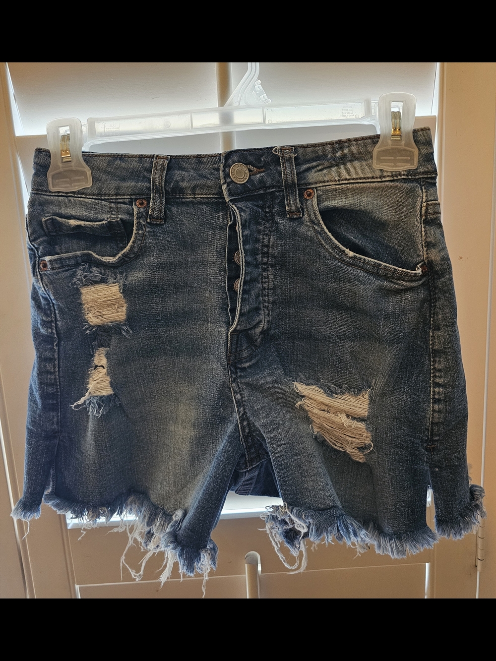 Vanilla Star Distressed Denim Shorts Button Fly Frayed Cutoff Jean Shorts Size 1